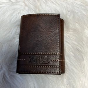 Men’s Levi’s RFID Extra Capacity Trifold Wallet